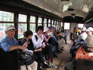 旧型電車車内