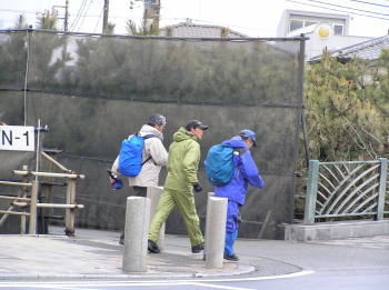 江ノ島に向かって
