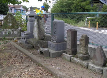 庚申塔群
