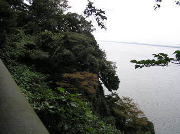 相模湾を望む